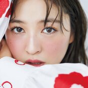 【キュン確実♡】上西星来が挑戦する”テンション高め顔”って?じゅわっと血色盛りなピンクチーク&リップメイク