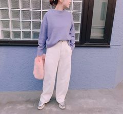 【UNIQLO】のラベンダーニットが色っぽい♡  トレンドのハイネックとふわふわな肌触りにトリコ