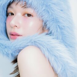 【ねおフェロ顔】ファンデの前にハイライトを仕込むのがポイント！イガリシノブが提案する今どき小悪魔メイクって？