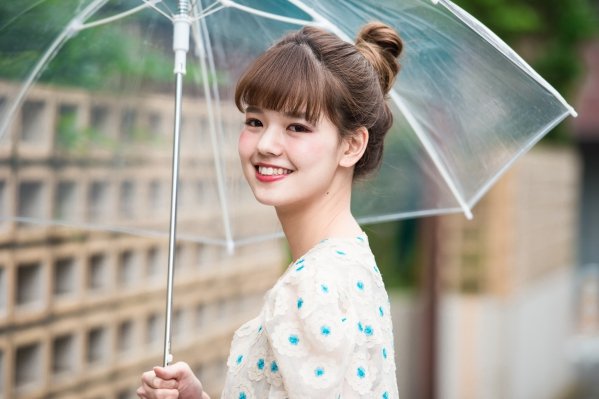 梅雨の湿気にも負けない！4ステップでできるボリュームお団子