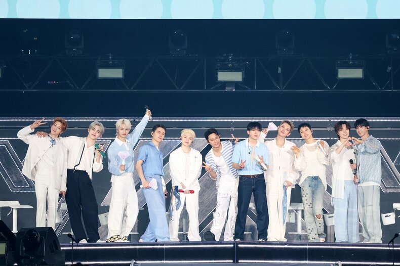 【SEVENTEENファンミレポ】メンバー同士のわちゃわちゃ感にキュンが止まらない♡『SEVENTEEN 2025 JAPAN FANMEETING