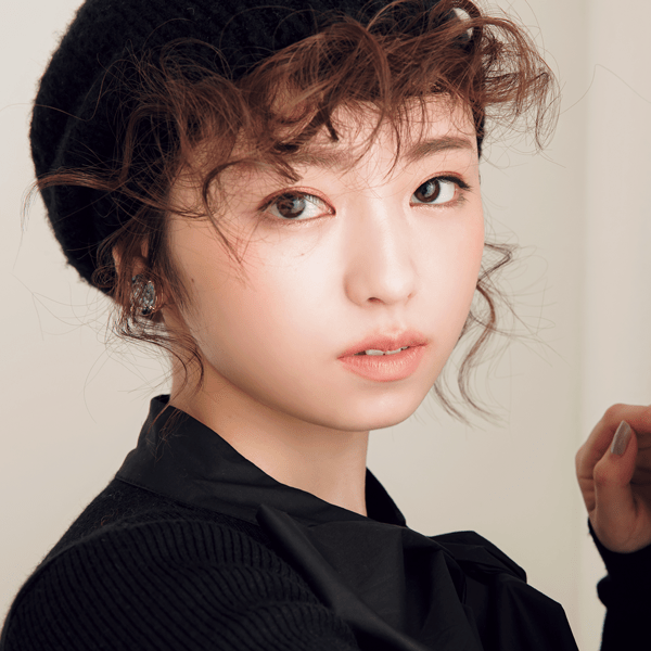 周りと差をつけたい人集合！　ツヤに頼らないベースメイクが美人見えのカギ