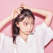 愛らしさ&きちんと感で好感度高め女子に♡かみこがお手本!【夏シャツ×ハートモチーフコーデ】2選