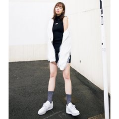 「気になる彼とのデート！何着て行く？」ガーリーからセクシーまで演出できる最強アイテムが♡【恋が叶うスニーカーコーデ】4選