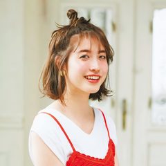 前髪のおチビだんごでとびっきりガーリーに