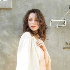 【触れたい欲をかき立てるお色気ロブ】でニュアンシーな雰囲気をGET