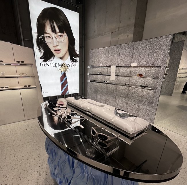 【GENTLE MONSTER（ジェントルモンスター）】韓国発の新時代アイウェアブランドが東京青山に上陸！唯一無二のコンセプトや思わず魅了される店内を徹底レポ♡