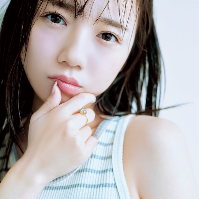 齊藤京子「保湿力が本当にすごいんです！」きょんこ大絶賛のスキンケアアイテムって？理想の透けツヤ肌になれるベースメイクも