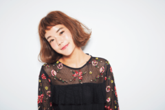 会話のフックになるアシメなシルエットは恋のリーサルウェポン