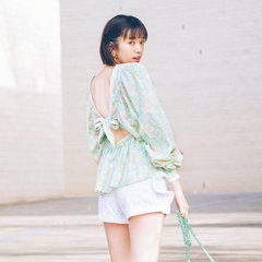 肌見せって結局みんな同じコーデ説。この春着るなら圧倒的に〇〇見せがあざと可愛い♡