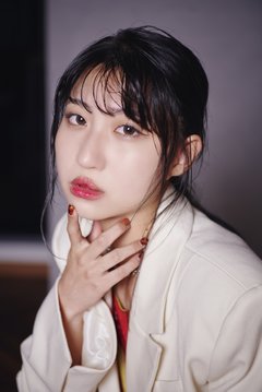 Z世代のヒロイン・eill（エイル）がarに初登場！　「彼には私のことをずっと見ていてほしい」今ドキガールの恋愛観をネホハホ