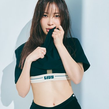 へそ　指原莉乃 
