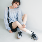 『アディダス サンバ』が可愛すぎる♡ この秋は脱・モノトーン計画【秋色サンバコーデ】