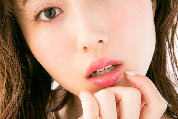 その接吻（キス）大丈夫!?　唇のガサつき、口臭、ヒゲ……24時間キスOKな口元に！
