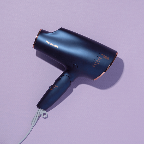 「このなめらかな仕上がりは感動モノ♡」美髪になるための神すぎる【ドライヤー】9選