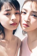(左)上國料萌衣(右)上西星来。ar6月号より