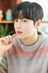 ASTRO（アストロ）のCHA EUN-WOO（チャウヌ）：その美貌から「顔天才」と呼ばれ、原作マンガがヒットした『女神降臨』実写ドラマに主演。４月から日本でも公開予定。