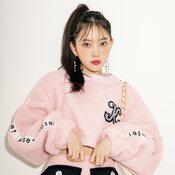 「ミニスカで圧倒的スタイル披露」堀未央奈が着こなす♡【秋っぽピンクコーデ】2選