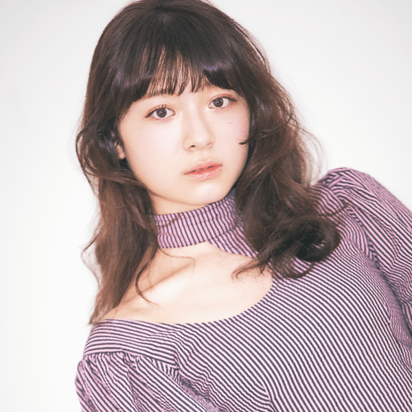 ヘアにもクラシカル旋風到来！？   一歩周りと差をつけるならこのミディで決まり♡