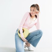 色の掛け合わせでこんなにオシャレ♡トーンを合わせてモテ度UP!佐藤栞里が着こなす【シャレ見え上級者コーデ】3選