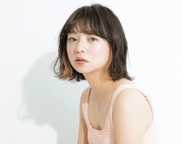 大事なのはカラーの統一でした。 ヘアに派手色を上手にとり入れる方法って？