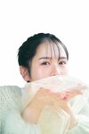 日向坂46・上村ひなの。ar12月号より
