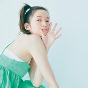 むくみの原因は”寝方”にも関係が！？お風呂やベッドタイムに取り入れて♡【むくみ解消・裏技】