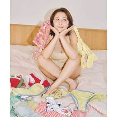 洋服みたいなオフショルや袖ありデザインで程よく肌見せ♡腕ぷにをカバーできる最強【水着】４選