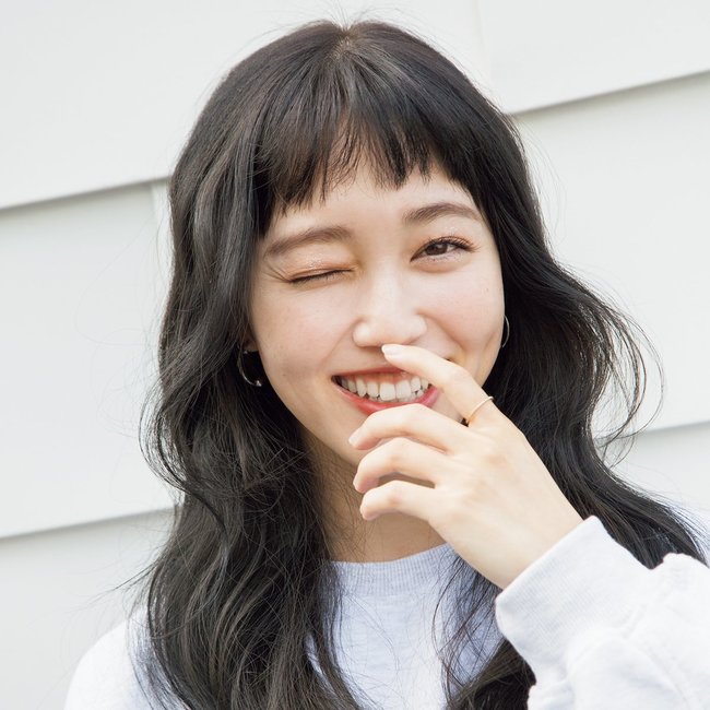 【ロング】ゆらぎロング×ぱっつんバングの相愛関係