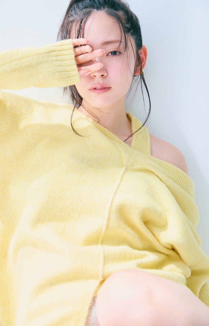 鈴木愛理。ar11月号より
