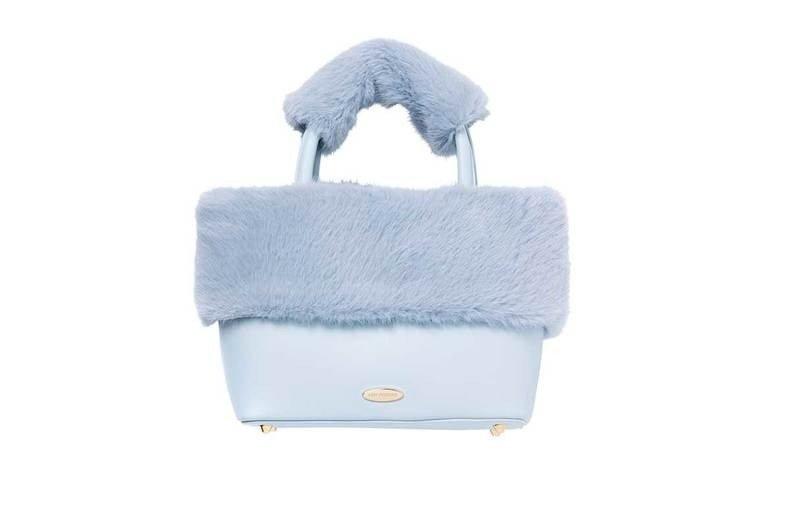 最新「ファーアイテム」17選 バッグ・ハット・小物編　バッグ￥11,880／リリー ブラウン