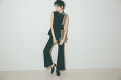 憧れのあの子は洗練されていて媚びてない…　パッと目を引く都会派ガールコーデ見本3選