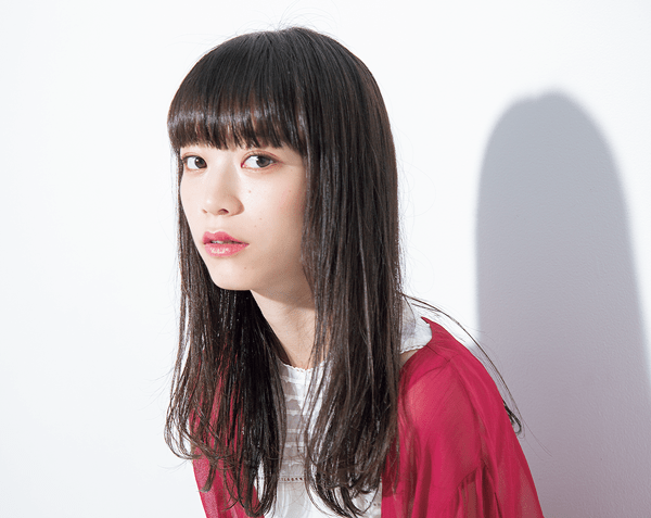 野暮ったくない暗髪ストレートになりたい！それならまずはカラーセレクトから