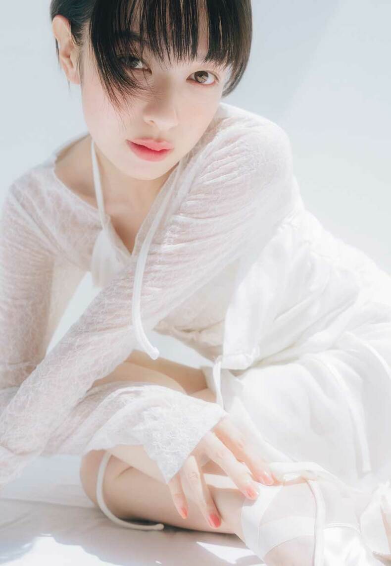 森絵梨佳。2025年ar11月号より
