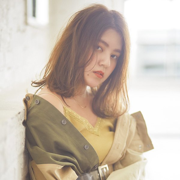 まるで起き抜けのような ヌーディ感に心乱されそう♥