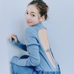 美海「『オフライン・ラブ』出演がダイエットのきっかけ」8kg減についてや美しすぎる背中作りの秘密についてインタビュー！