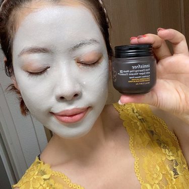 バズったものだけ試してみた 女子全員買うべき ノンフィルター越しでも肌が光ったアイテムはこれ Arweb アールウェブ 4ページ目 大好きな人にモテるための髪型 メイク ファッション情報満載