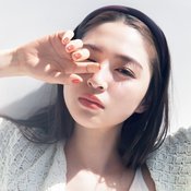 強すぎず、なじみすぎずの”乳化したハデ色リップ”がちょうどいい【ミルキーネオンリップ】