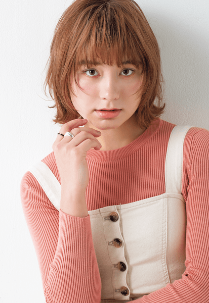この時期長い髪は暑くて我慢できません 夏を乗り切る ショート ボブ のレイヤースタイル3選 Ar アール Web 3ページ目 大好きな人にモテるための髪型 メイク ファッション情報満載