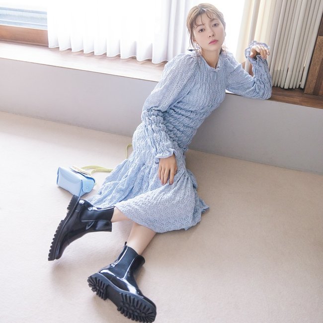 まるでプリンセスな繊細なバランスを提案♡ フェミニンムード満載な【甘め主役コーデ】３選