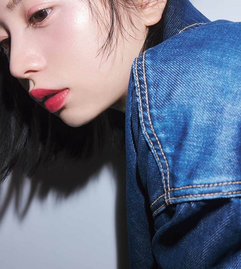 桜田ひより。2025年ar5月号より