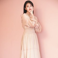 今田美桜、”大人な”ワンピの着こなしを披露。「今季は、丈が長くてとろみ生地のワンピを狙ってます。」ワンピースをおしゃれに着こなすコツは？