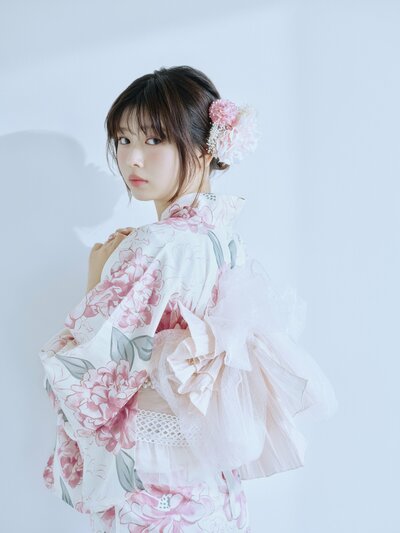 どの長浜広奈が好き？【愛されフェミニン／女神風／品あり大人っぽ】おひなさまが着こなす♡GRL（グレイル）で選ぶ最旬浴衣コーデ3選