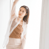 【Q.白Tで下着が透けちゃうのはどうしたらいい？】薄着な夏のインナー問題すべて解決します。