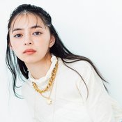 マスクに邪魔されないオシャレがしたい!新常識の上半身シャレ見えネックレス8選