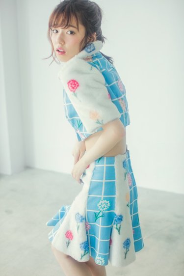 AKB48ぱるる著書『ParU』発売記念！ 私服ショット先行公開