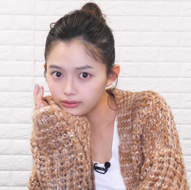 itガール・森日菜美のすっぴん公開♡完全私物のコスメで【美肌見せメイク】を紹介